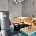 Olivia Apartment-private Parking